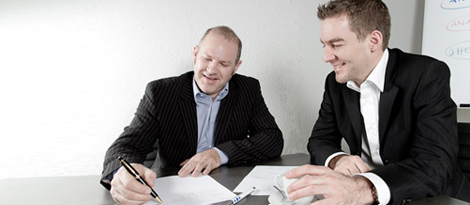 braincube AG ist Ihr IT Fachmann und Spezialist für IT Service und Server Support. Schnelle Lösungen mit eigener IT Support Software. IT Fachmann und Spezialist für IT Service und Server Support. Schnelle Lösungen mit eigener IT Support Software.
